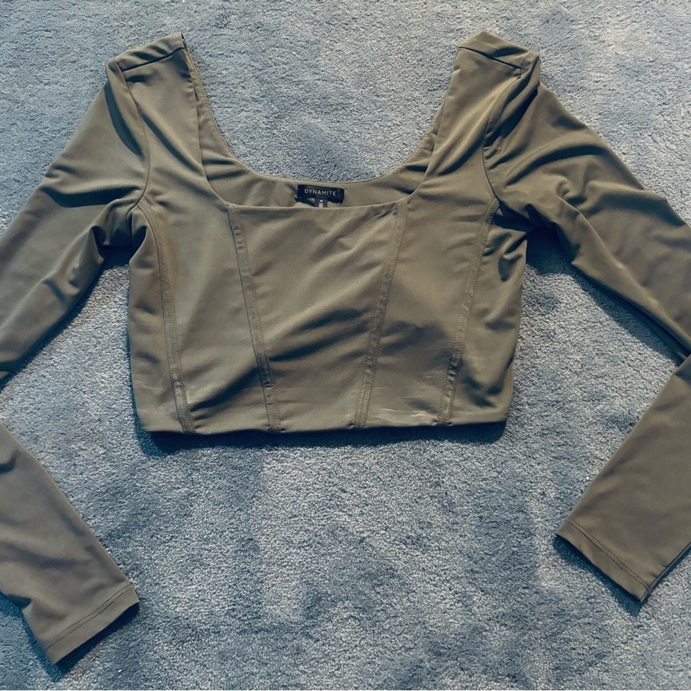 Dynamite Long Sleeve Fitted Crop Top​